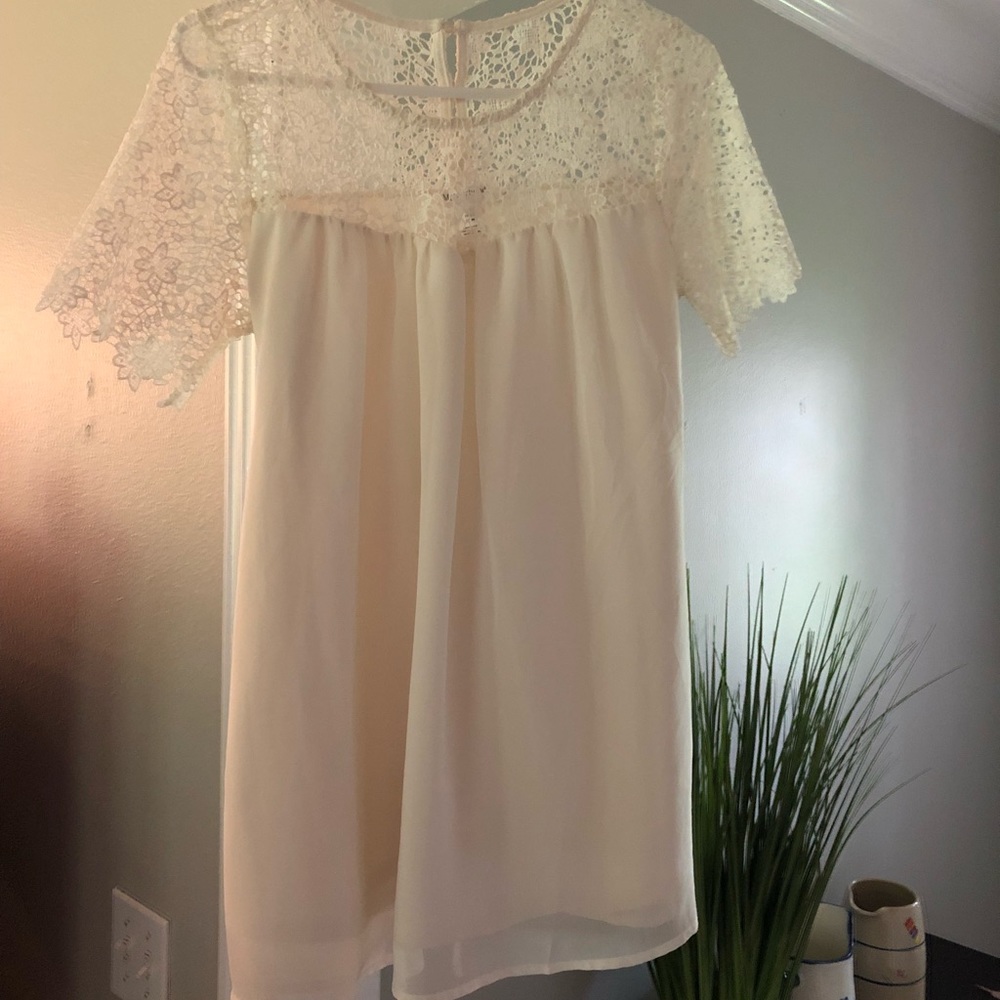 Motherhood Maternity cream, lace detail blouse